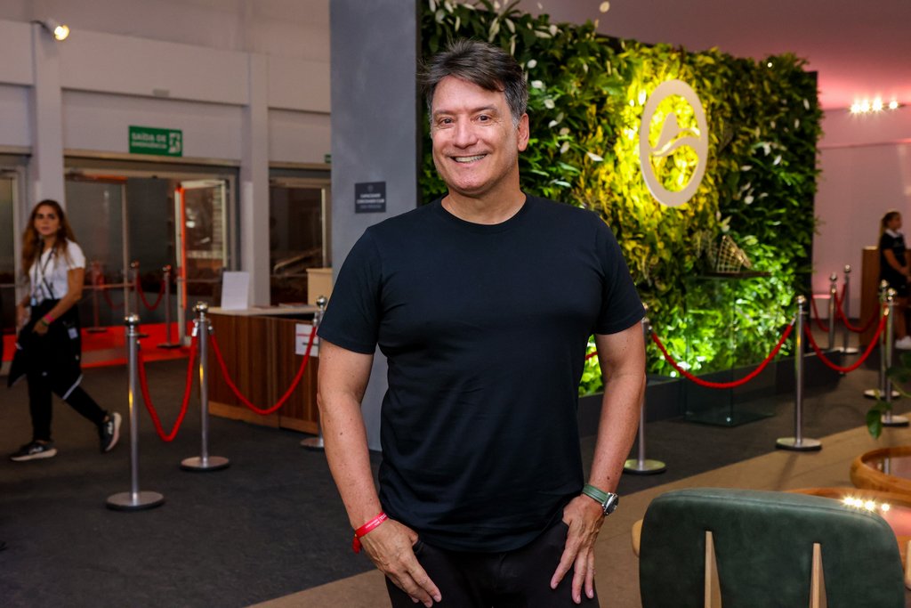 
				Luiz Carlos Jr
				