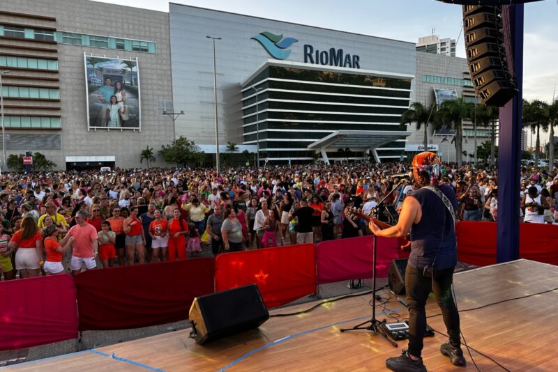 Pré Carnaval No Riomar Fortaleza