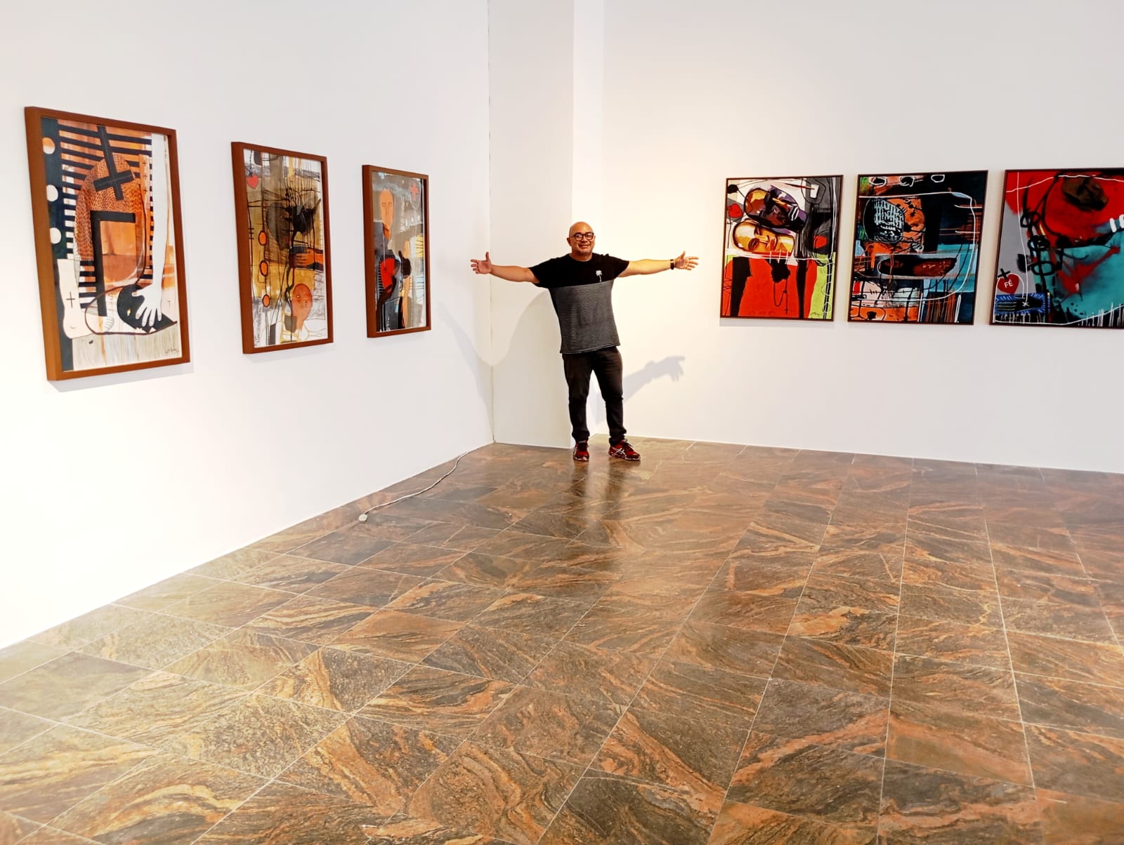 Silvano Tomaz e Gerson Ipirajá celebram 30 anos de arte com a exposição “Teimosia” Silvano Tomaz e Gerson Ipirajá celebram 30 anos de arte com a exposição “Teimosia”