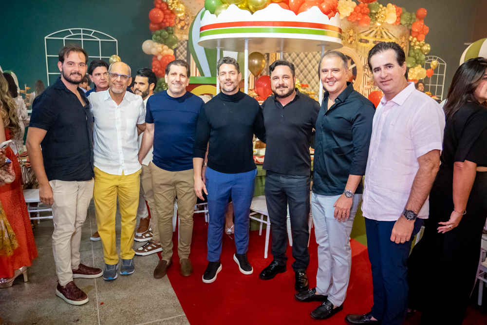 1º Aninho De Viana Neto (55)