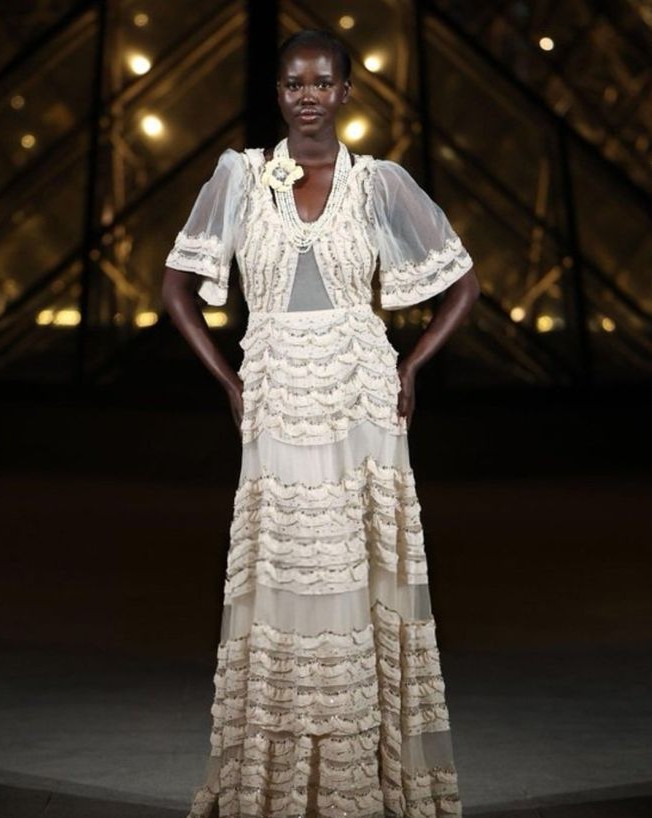 Adut Akchet, De Valentino