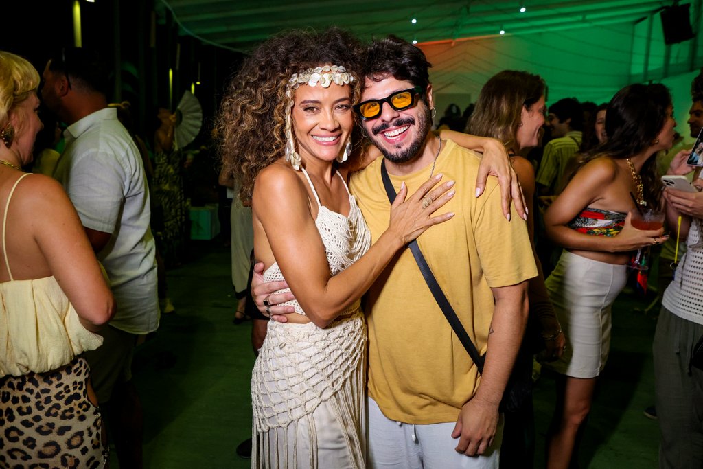 Aline Borges E Philipe Carneiro