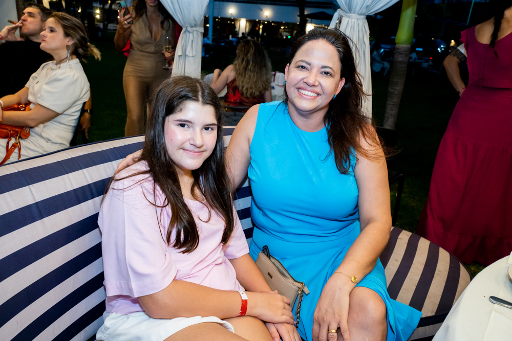 Ana Virginia E Virginia Navarro