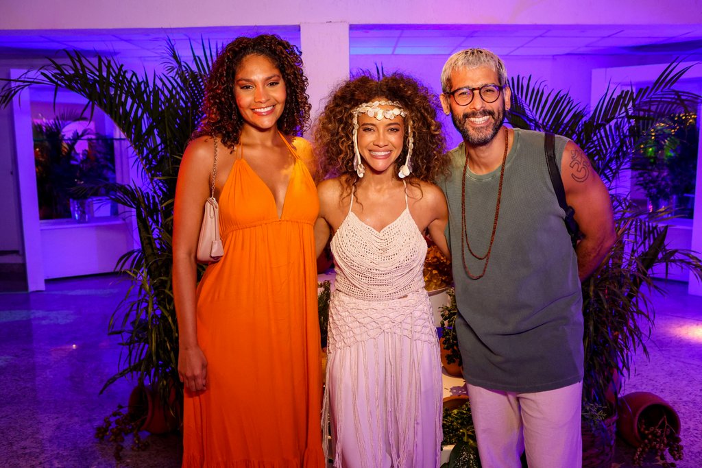 Barbara Reis, Aline Borges E Raphael Najan