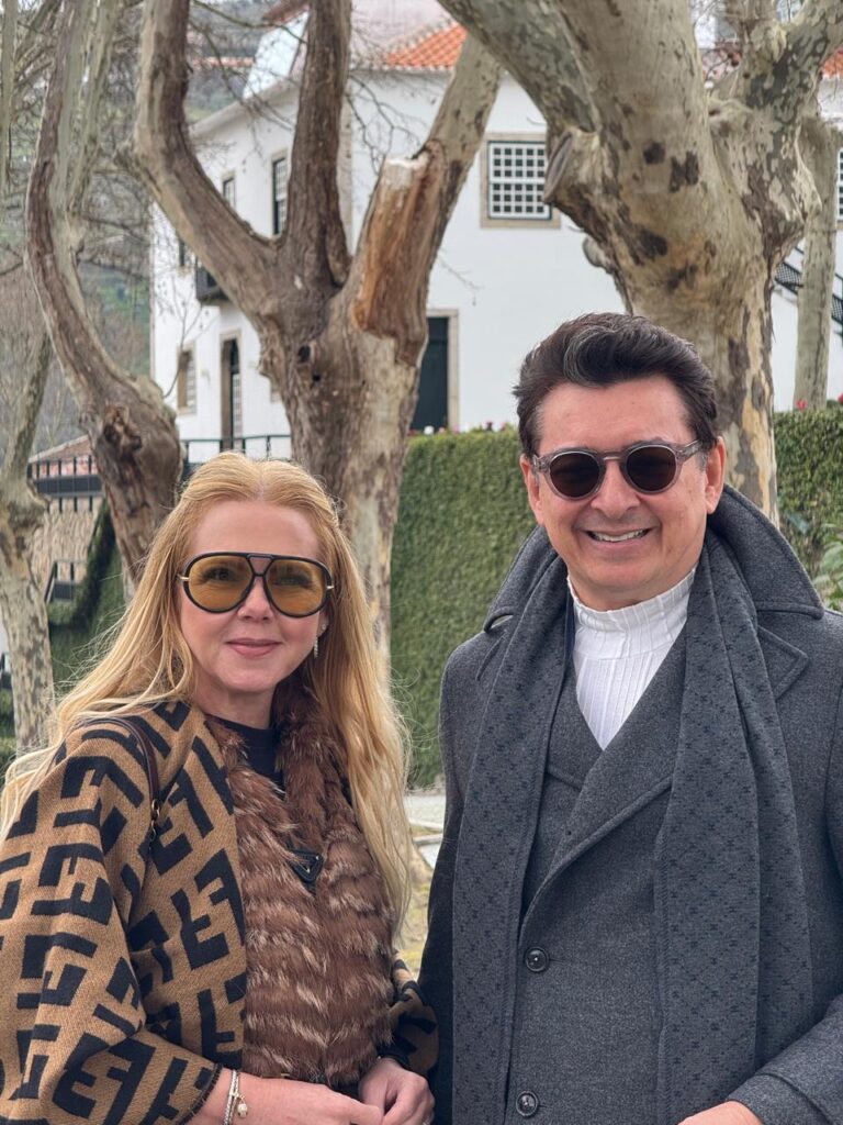 Branca E Racine Mourão