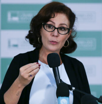 Justiça italiana detalha razões para barrar extradição de Carla Zambelli