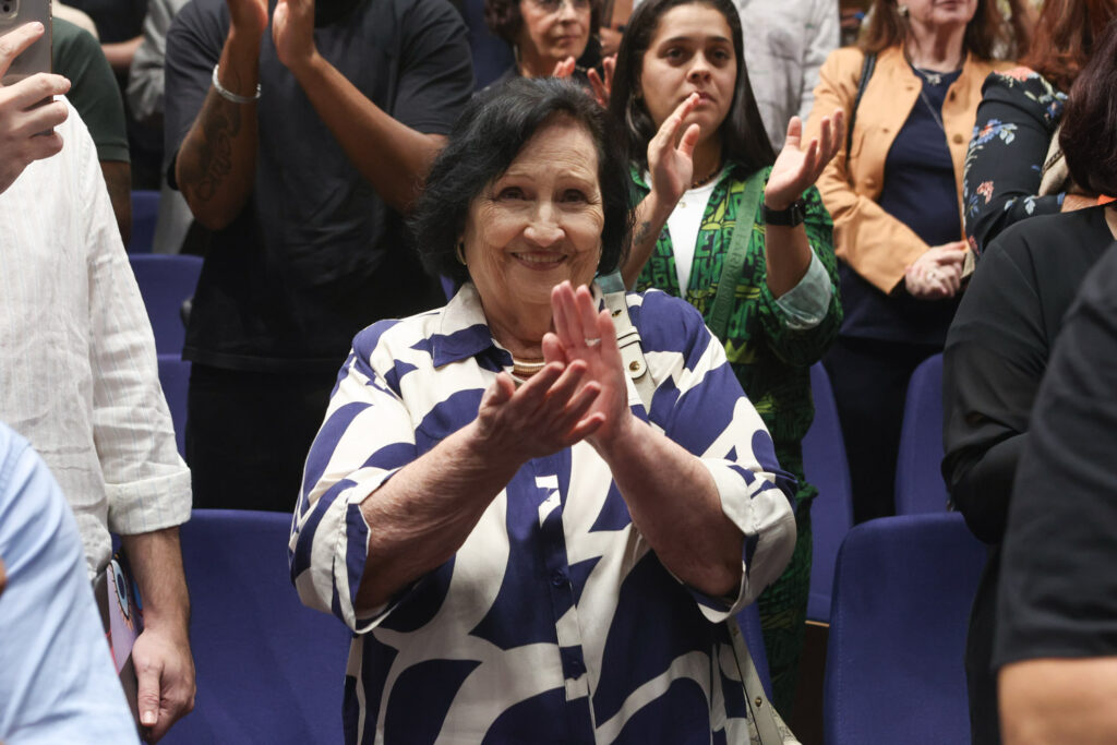 Dona Déa Lucia