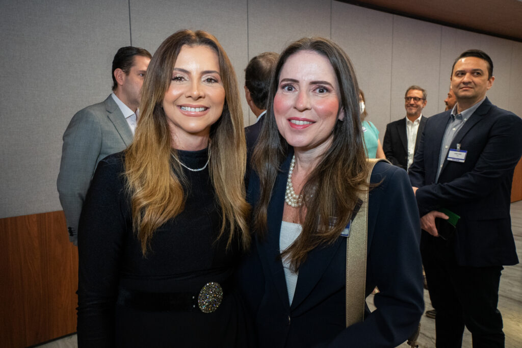 Emilia Buarque E Agda Miniz