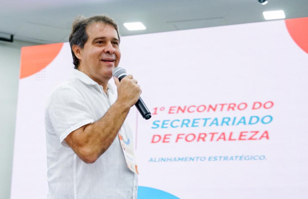 Prefeitura de Fortaleza realiza encontro para os secretários se conhecerem, diz Evandro Prefeitura de Fortaleza realiza encontro para os secretários se conhecerem, diz Evandro