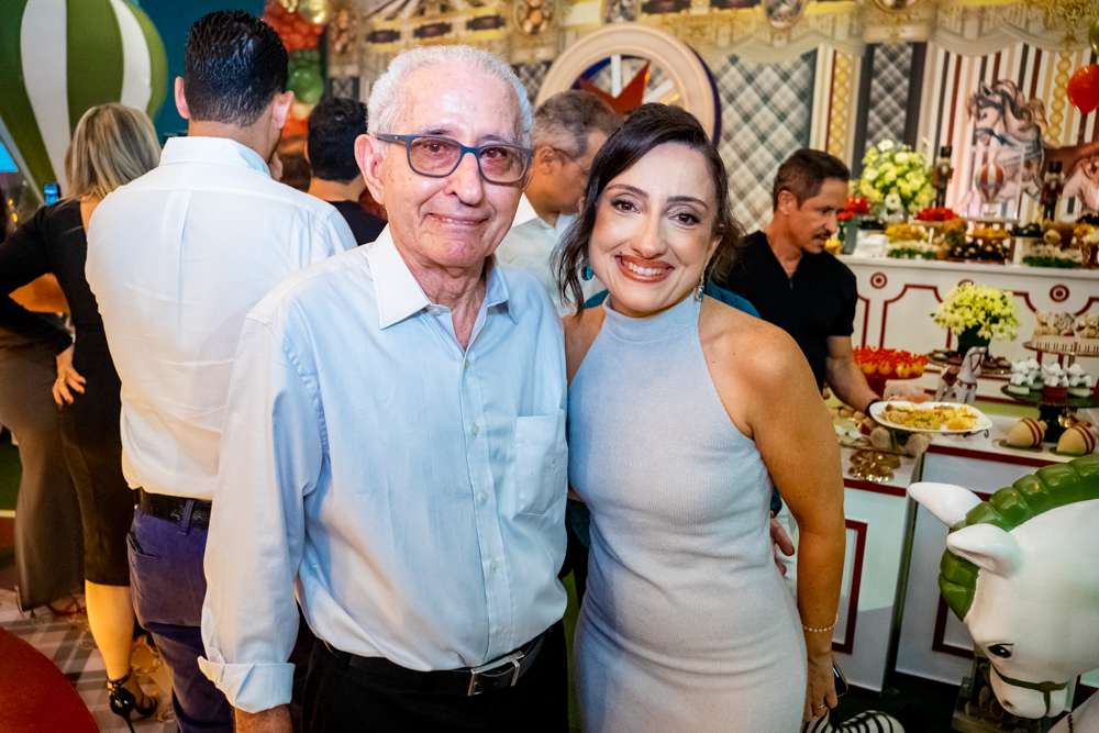 Francisco Viana Campos E Luana Moraes