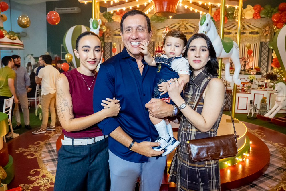 Giulia Viana, Viana Júnior, Viana Neto E Giuliana Viana