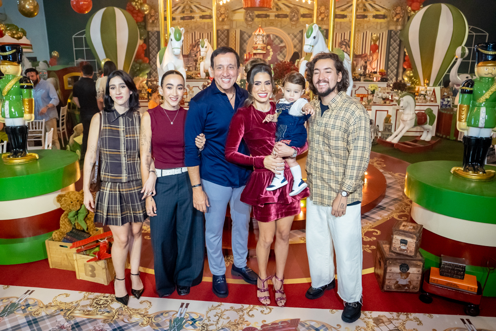 Giuliana E Giulia Viana, Viana Júnior, Natalia Viana, Viana Neto E Guilherme Muniz