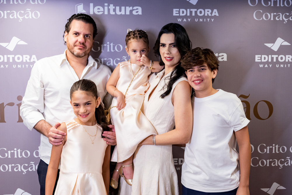 Humberto Fontenele, Maria, Natasha E Priscila De Sá Cavalcante Fontenele, E Betinho Fontenele