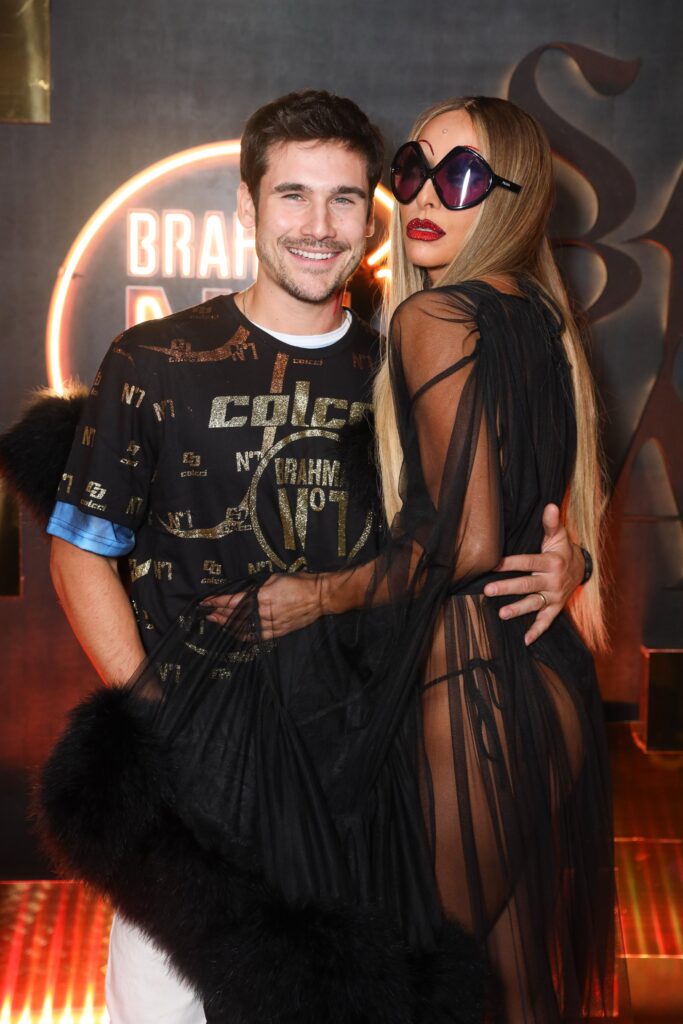 Nicolas Prattes E Sabrina Sato(2)