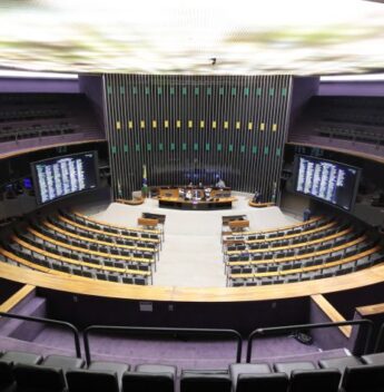 Nova geografia política emerge no Congresso com protagonismo do Ceará