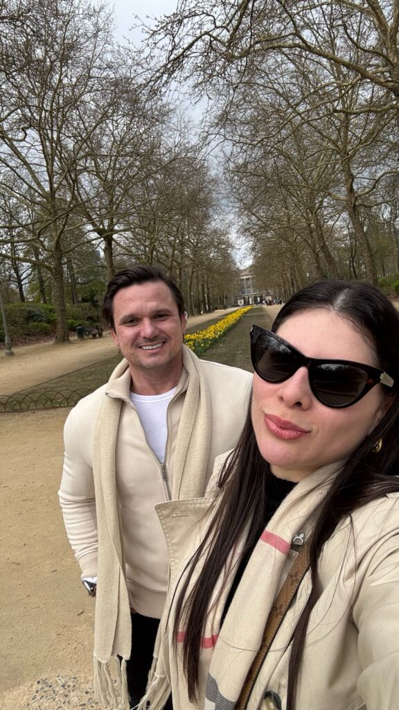 Rafael E Celiane Studart No Palácio Real De Bruxelas