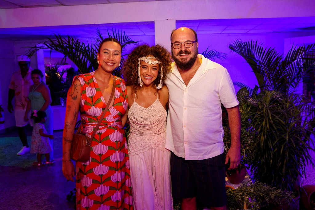 Rafaela Almeida, Aline Borges E Paulinho Serra