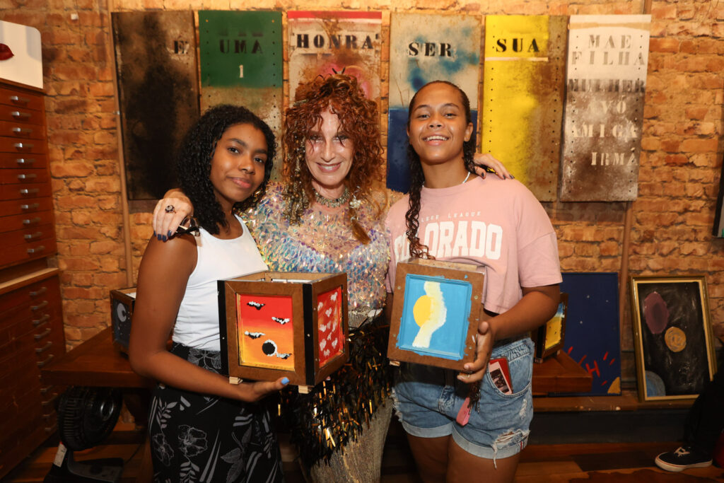 Thifanny Rodrigues Pereira, Susi Sielski Cantarino E Maísa Nogueira