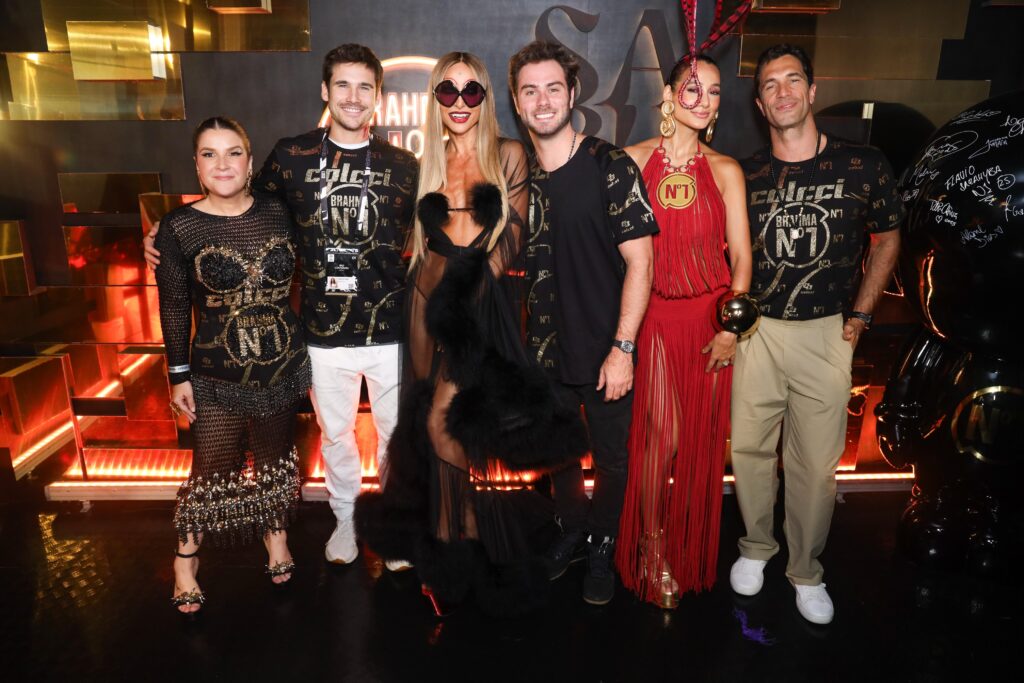 Ju Ferraz, Nicolas Prattes e Sabrina Sato, Antonio Oliva, Larissa Chehuen e Flavio Sarahyba