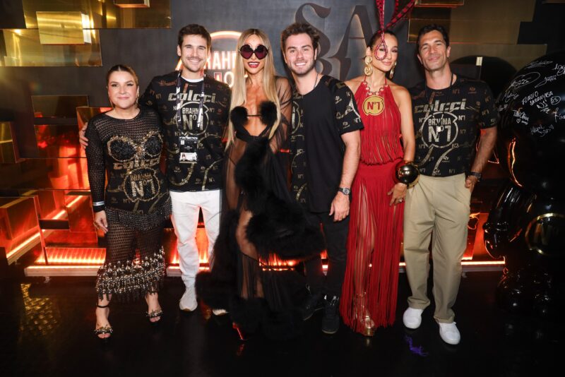 Ju Ferraz, Nicolas Prattes e Sabrina Sato, Antonio Oliva, Larissa Chehuen e Flavio Sarahyba