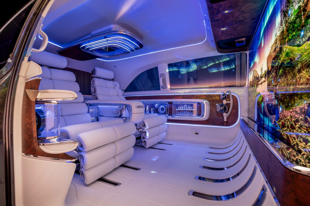 Mercedes Benz Vision V