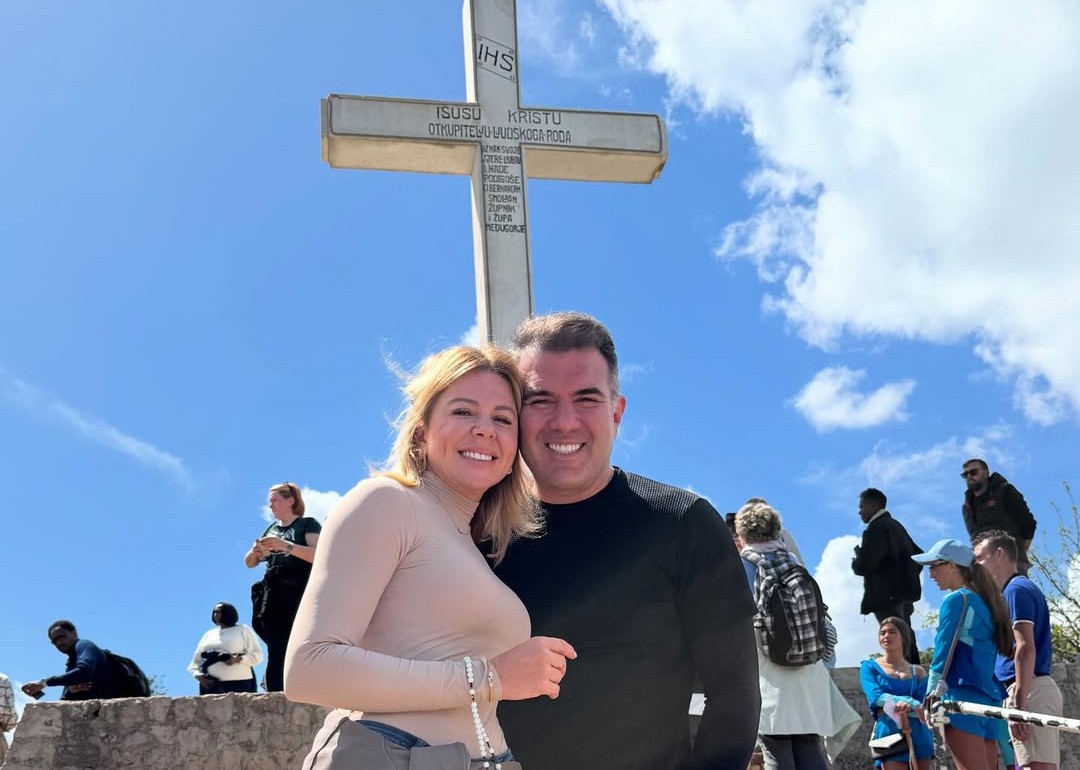 Patrícia e Danilo Dias celebram a Páscoa em Medjugorje com momentos de fé, contemplação e devoção