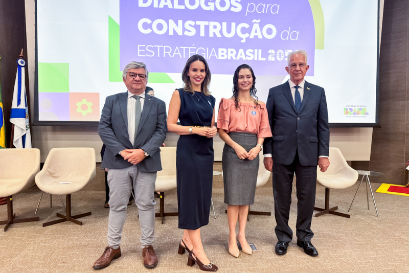 Alexandre Cialdini, Gabriella Aguiar, Vírginia Ângelis E Carlos Prado