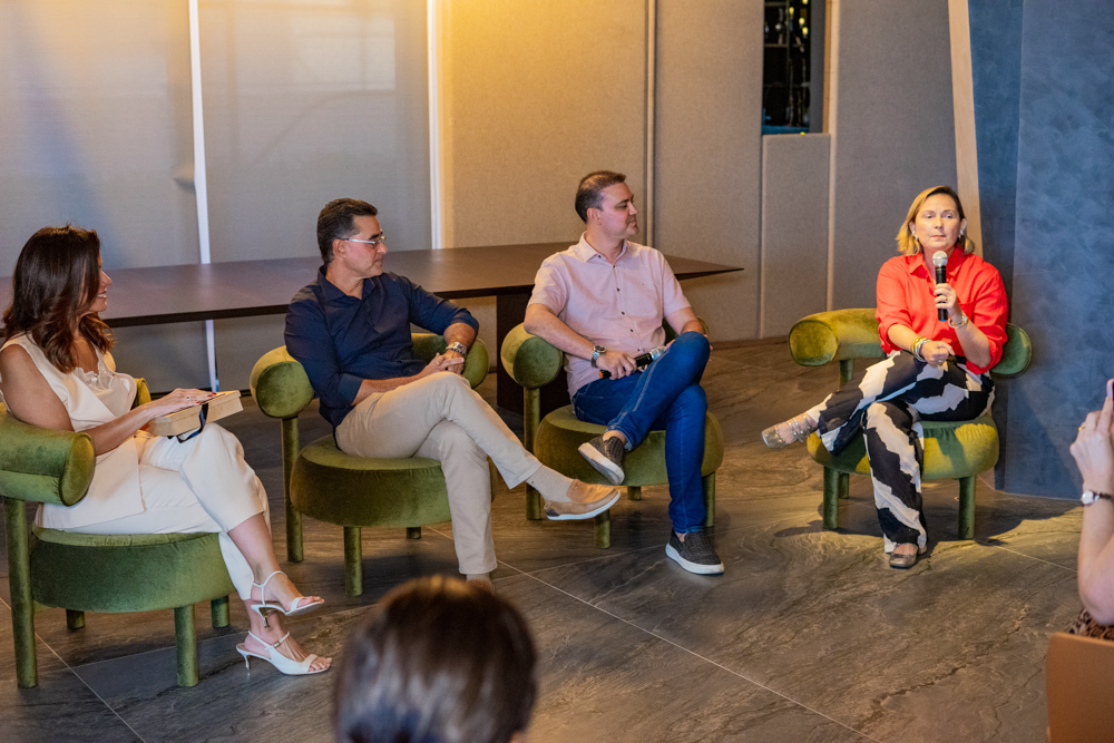 Ana Virginia Martins, Daniel Arruda, Dimitri Cysne E Renata Paula Santiago (4)