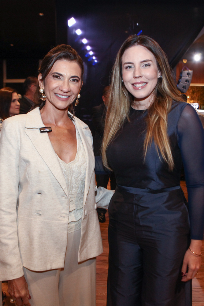 Ana Vládia Gadelha E Jade Romero (2)