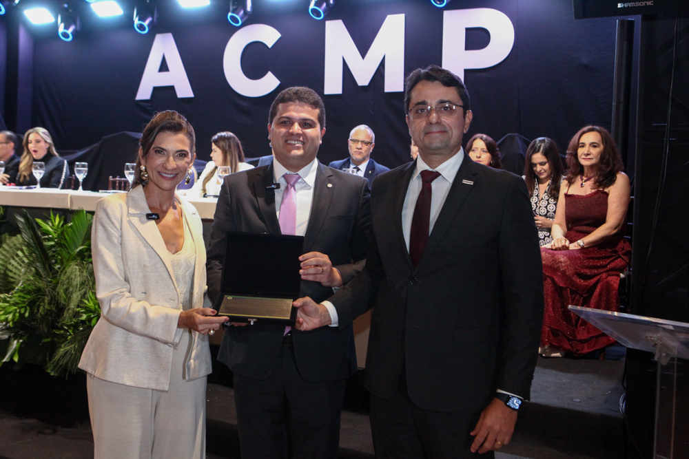 Ana Vládia Gadelha, Herbert Gonçalves E Tarcisio Bonfim (9)