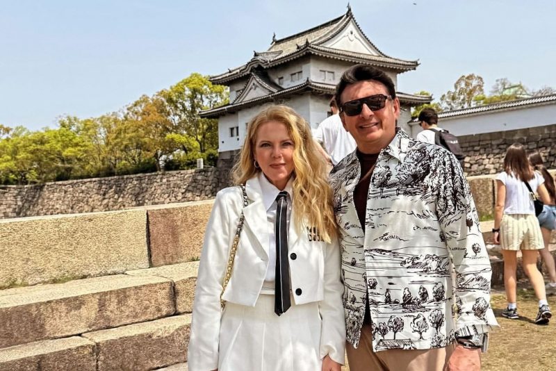 Branca E Racine Mourão Em Osaka Castle
