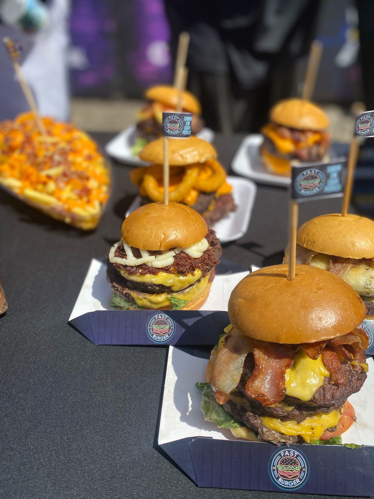 Burguerland No Riomar Fortaleza (5)