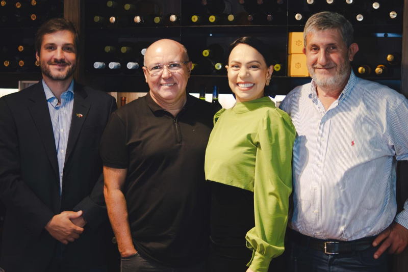 Capa Juan Pablo Consiglio, Milton Carneiro, Jardênia Siqueira E Andrés Ilabaca
