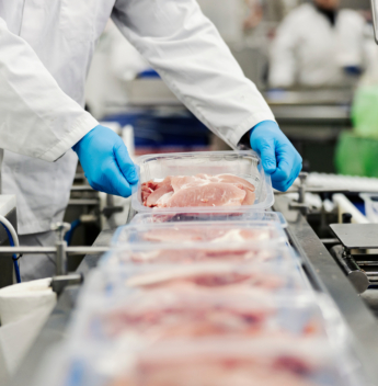 China, UE e Argentina suspendem compras de carne de frango do Brasil