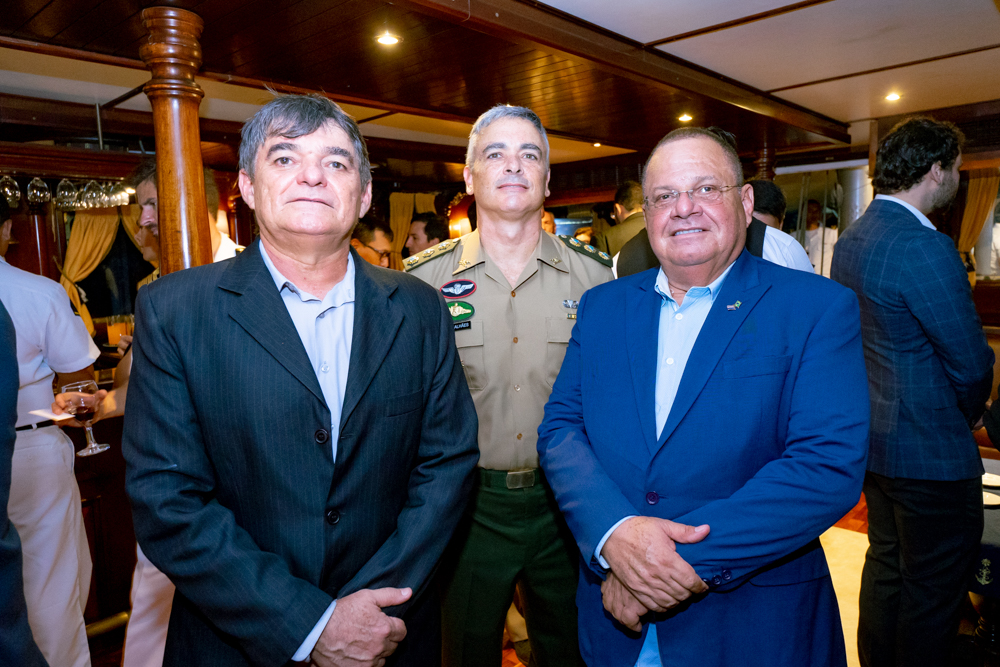 Cel. Pedro Holanda, Cel Magalhães E Cmdt Guts