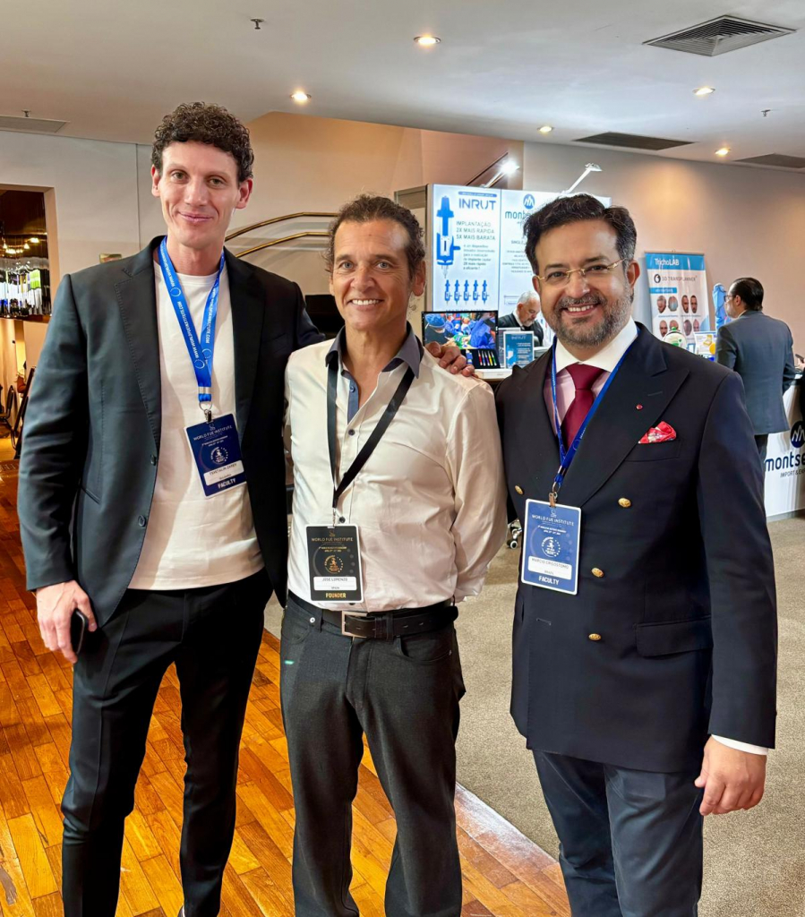 Cirurgiões Dr. Zarev (bulgária), Dr. José Lorenzo (espanha) E Dr. Márcio Crisóstomo (brasil)