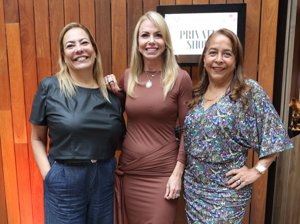 Claudia Cury, Nina E Cândida Virgínia
