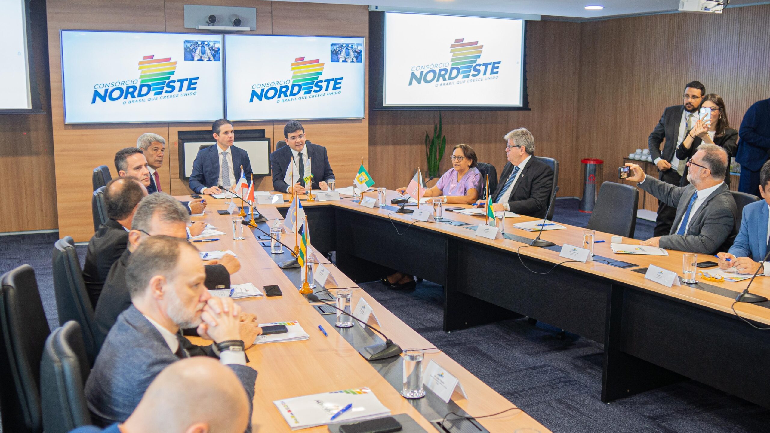 Consórcio Nordeste, Hugo Motta,