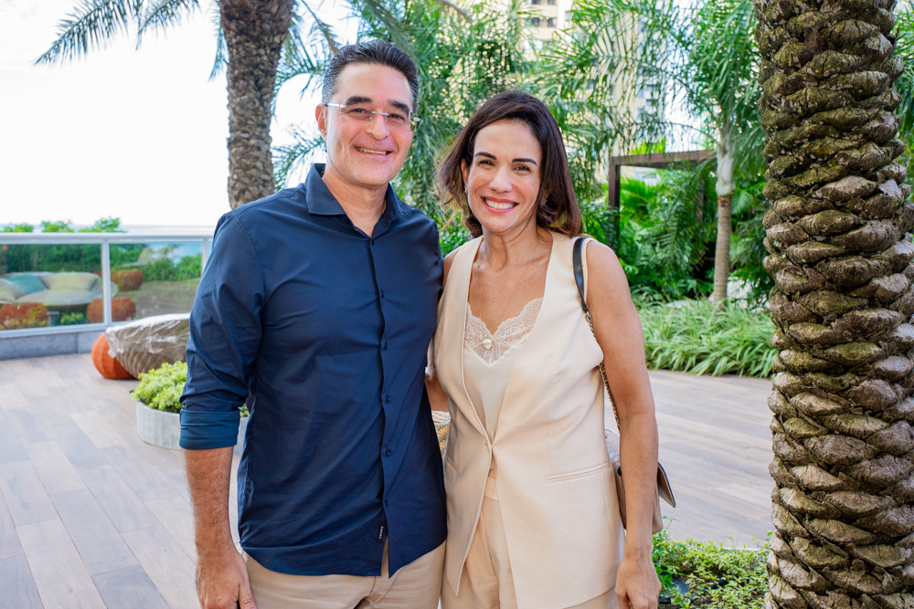 Daniel Arruda E Ana Virginia Martins