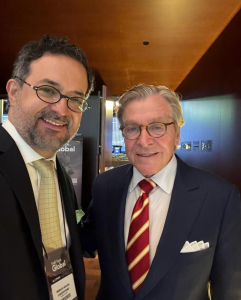 Dr. Márcio Crisóstomo Com O Dr. Sherrell Aston, Um Dos Principais Cirurgiões De Face Dos Estados Unidos.