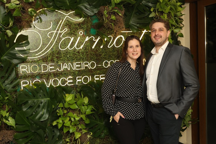 Evelyn Montesano E Rodrigo Hartz