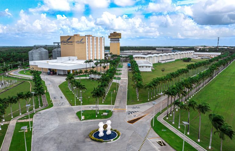 Fabrica Fortaleza, Do Grupo M. Dias Branco, No Eusébio Próximo A Fortaleza Foto Divulgação