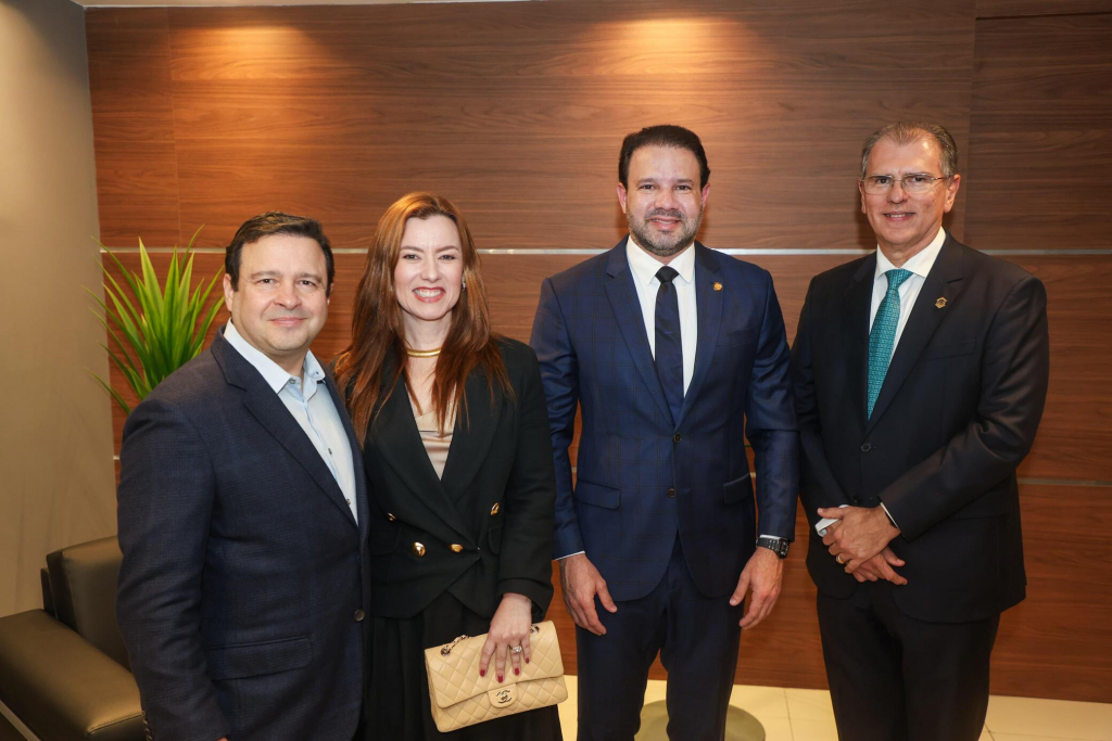 Igor Queiroz, Aline Barroso, Leo Couto E Randal Pompeu