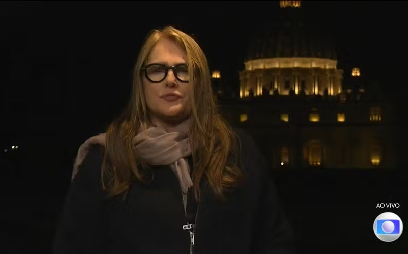 Ilze Scamparini No Terraço De Sua Casa