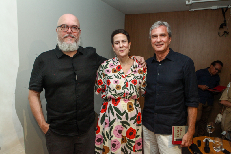 Memória em família - Livro que reúne fotos da família de Eudoro e Ermengarda Santana é lançado no Museu da Fotografia Fortaleza