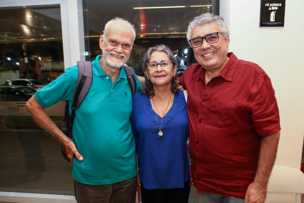 José Albano, Sheila Oliveira E Flávio Paiva