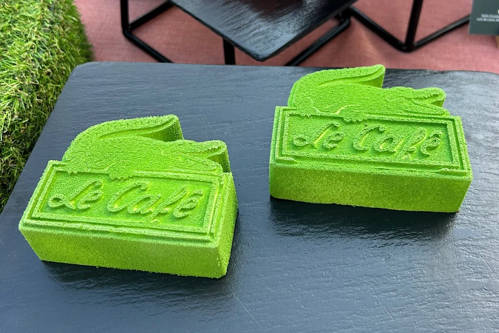 Le Café Lacoste