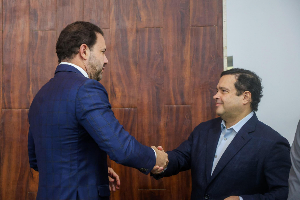Leo Couto E Igor Queiroz