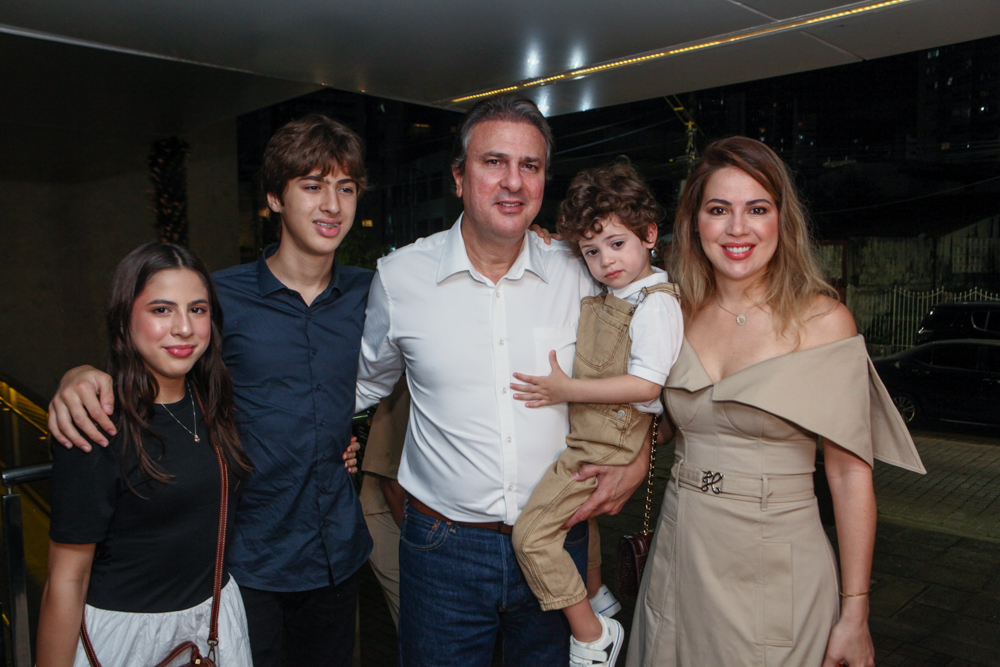 Luísa, Pedro, Camilo, José E Onélia Santana (6)