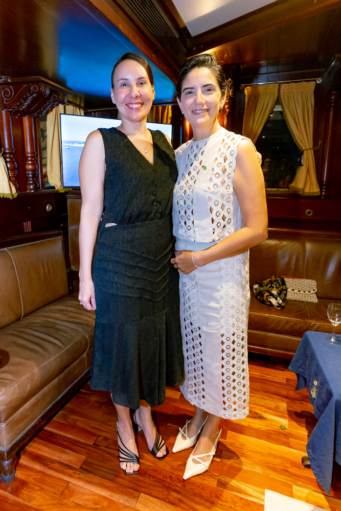 Luliana Abreu E Marlene Piunheiro